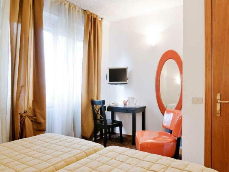 Antico Albergo Madonna Legnano Eksteriør bilde